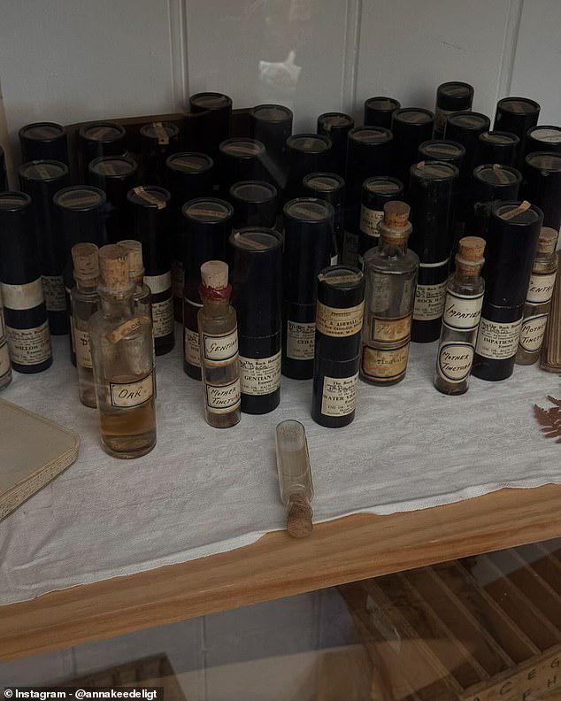 迷占卜+算命 二人已分居将离婚 灵修分歧成导火索开元棋牌app曼联26岁后卫陷入婚姻噩梦:妻子沉(图2) 迷占卜+算命 二人已分居将离婚 灵修分歧成导火索开元棋牌app曼联26岁后卫陷入婚姻噩梦:妻子沉(图2)